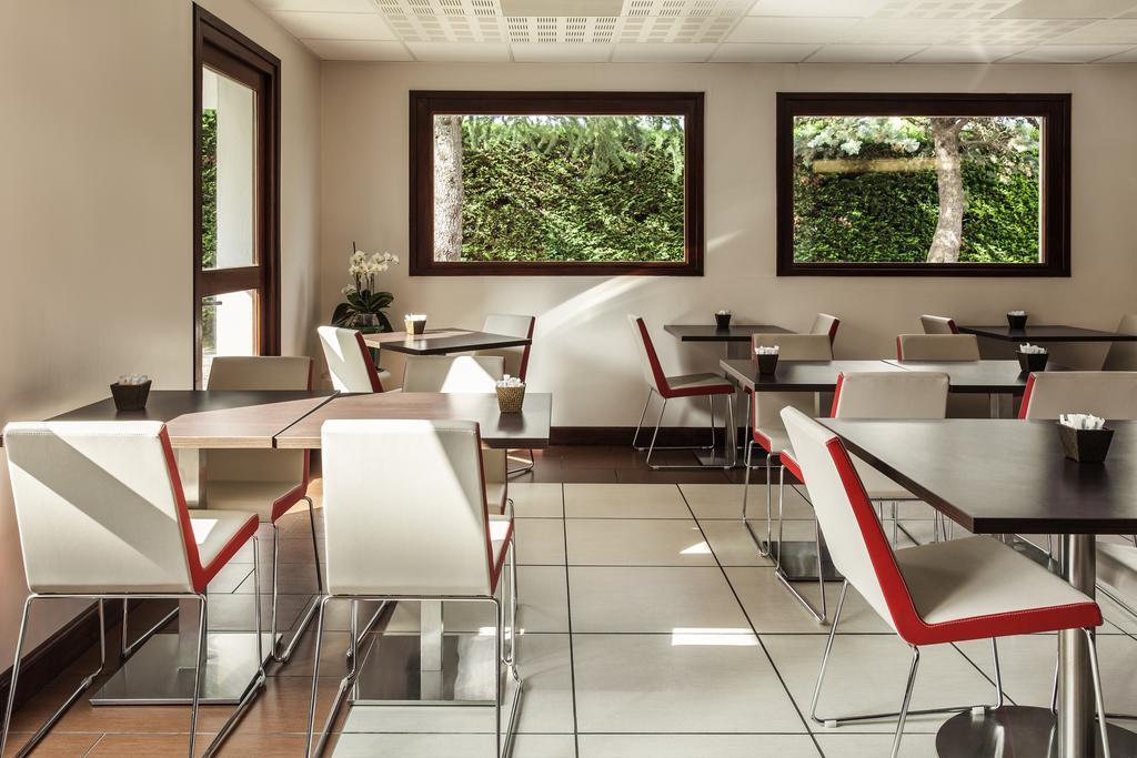 Ibis Auch Hotel Luaran gambar